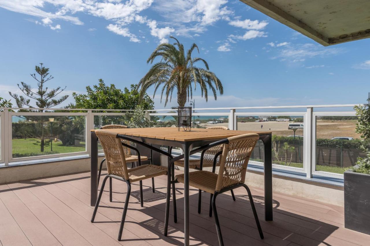 Suite Homes Hesperides Garden Beach Malaga Ngoại thất bức ảnh