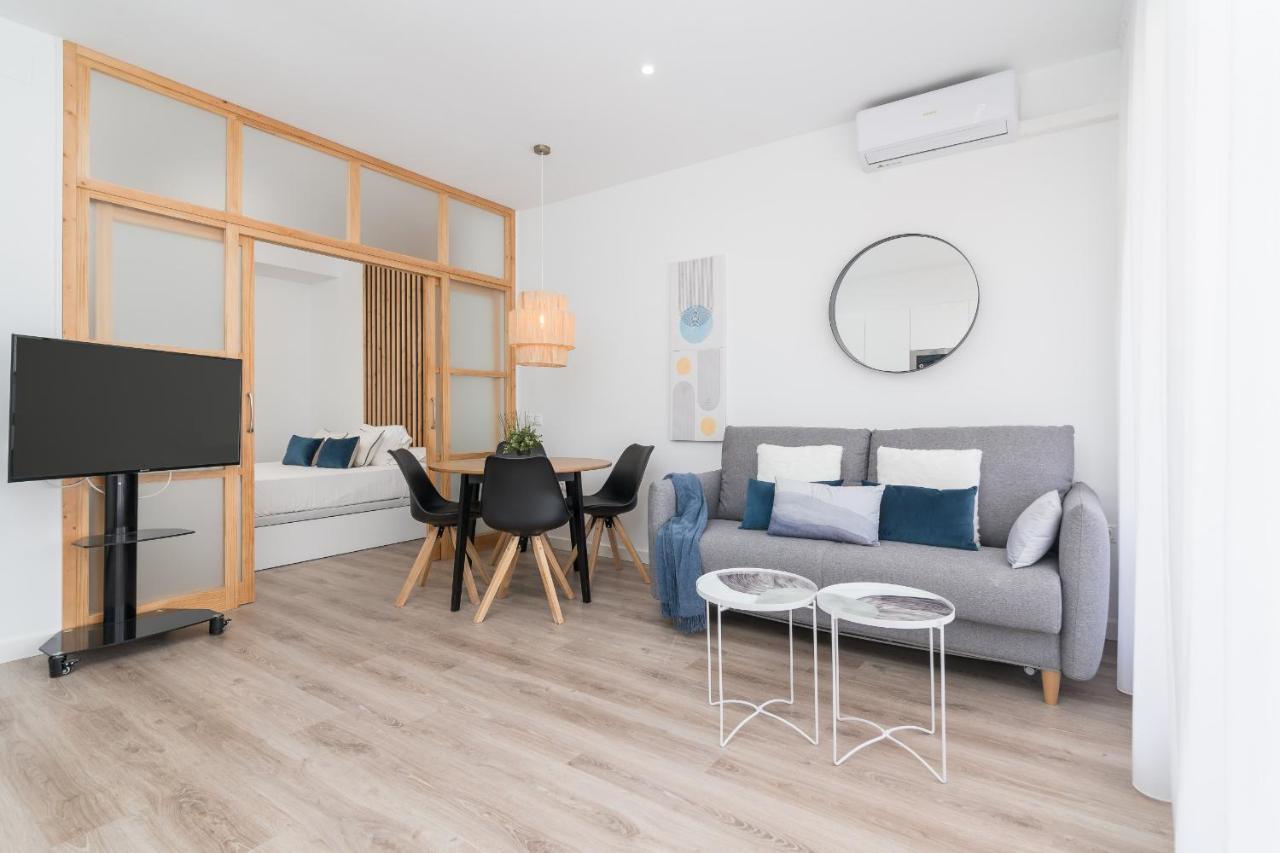 Suite Homes Hesperides Garden Beach Malaga Ngoại thất bức ảnh
