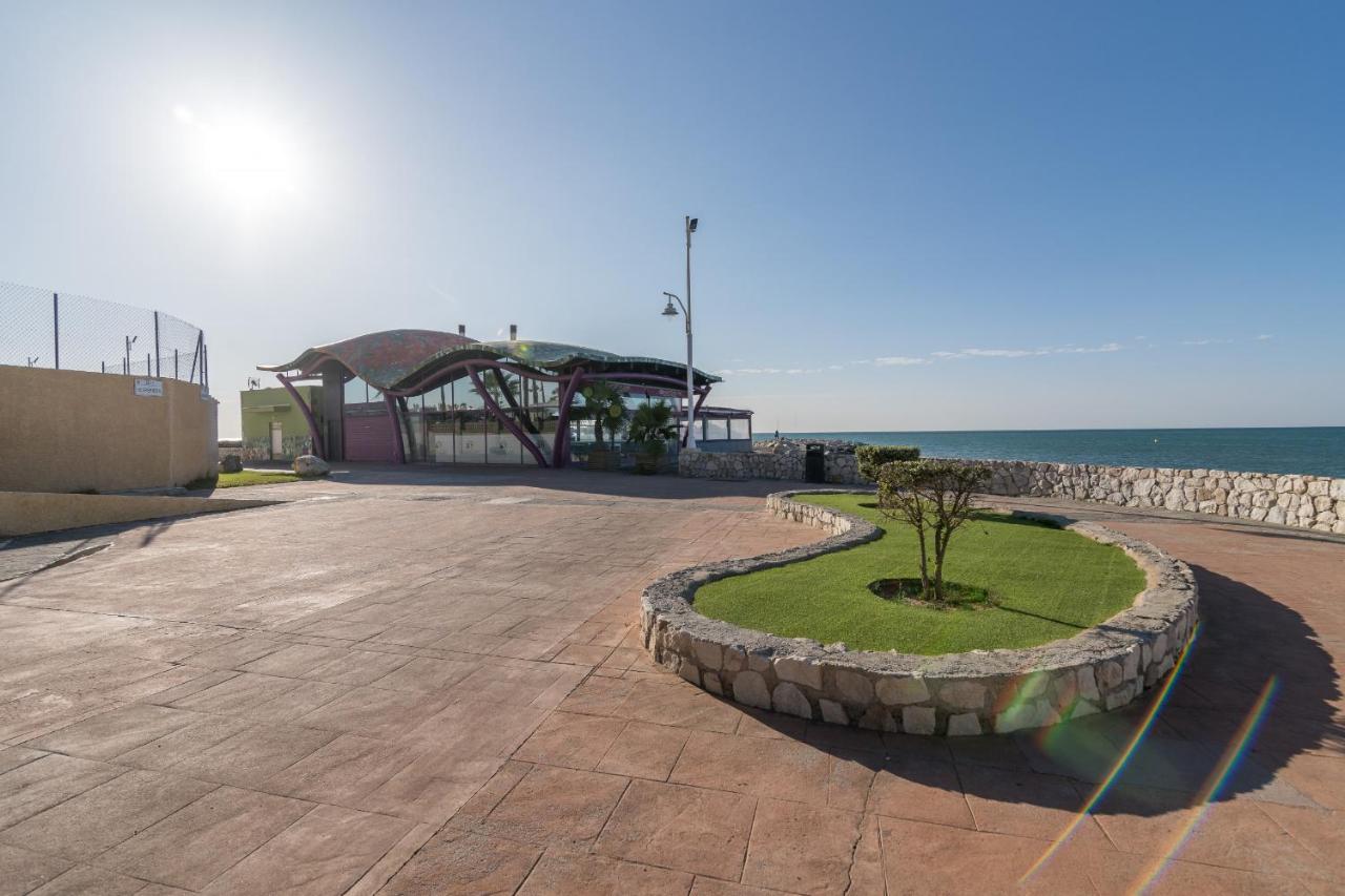 Suite Homes Hesperides Garden Beach Malaga Ngoại thất bức ảnh