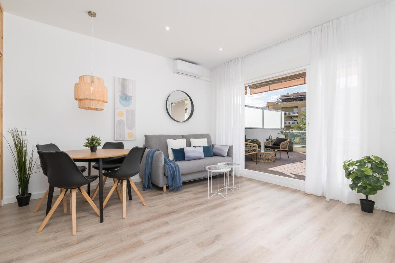 Suite Homes Hesperides Garden Beach Malaga Ngoại thất bức ảnh