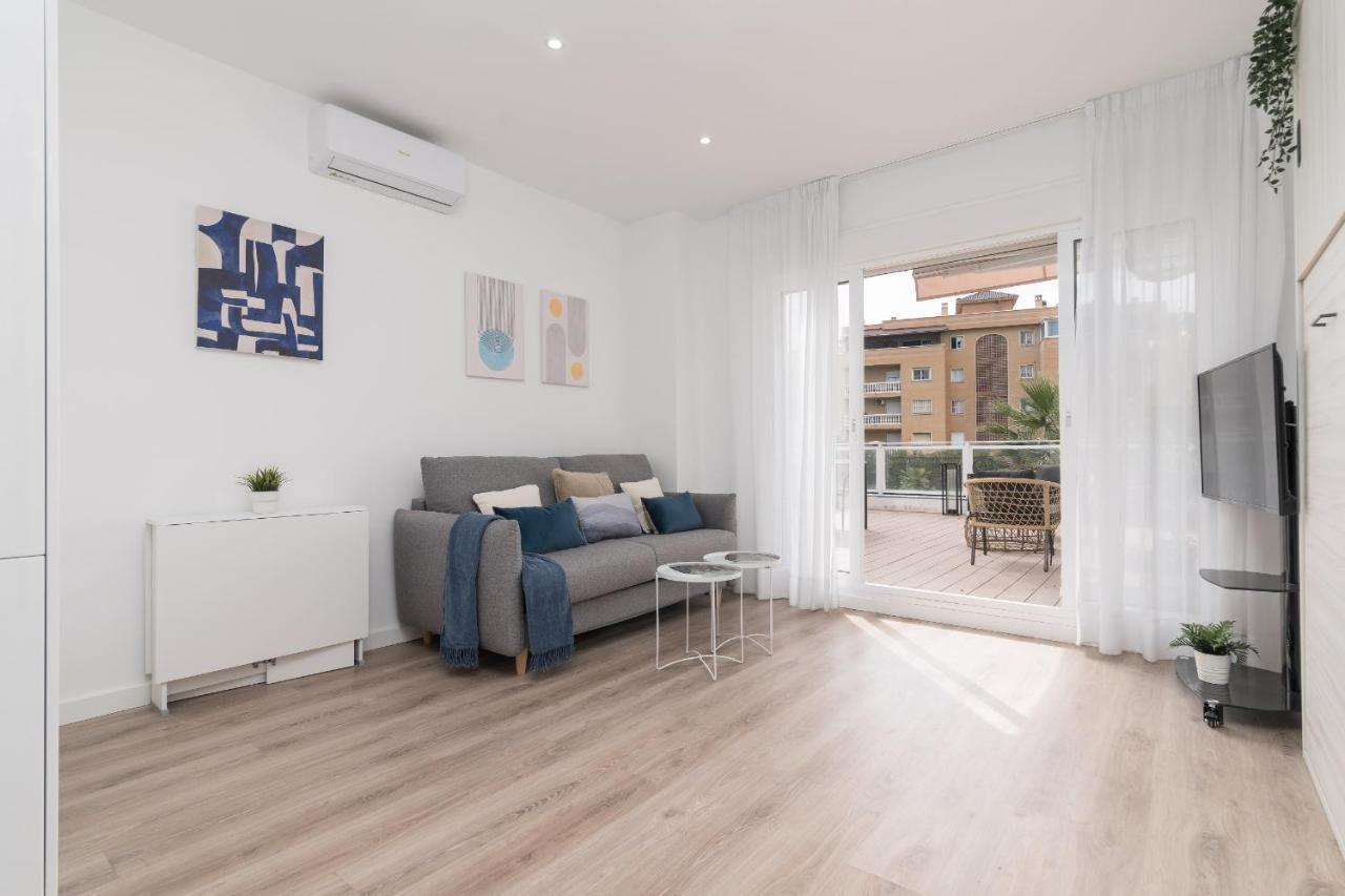 Suite Homes Hesperides Garden Beach Malaga Ngoại thất bức ảnh