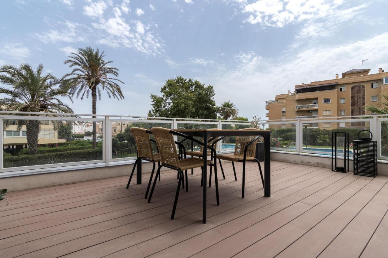 Suite Homes Hesperides Garden Beach Malaga Ngoại thất bức ảnh