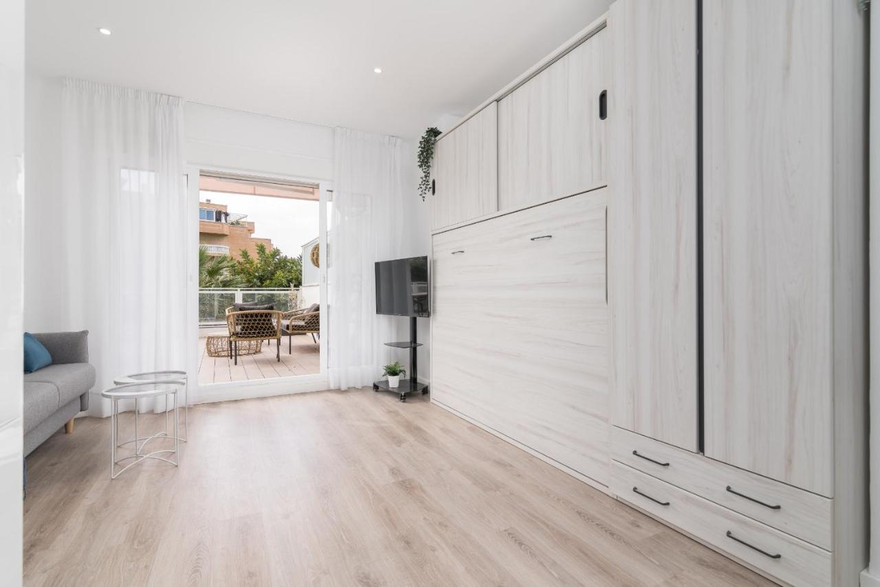 Suite Homes Hesperides Garden Beach Malaga Ngoại thất bức ảnh