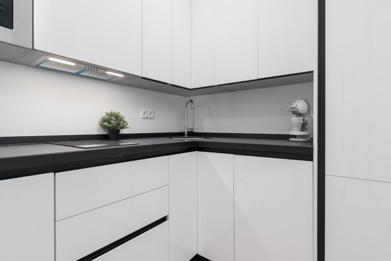 Suite Homes Hesperides Garden Beach Malaga Ngoại thất bức ảnh