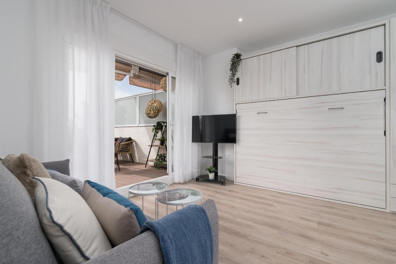Suite Homes Hesperides Garden Beach Malaga Ngoại thất bức ảnh