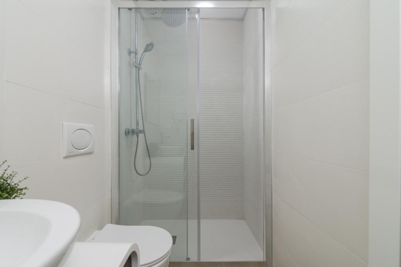 Suite Homes Hesperides Garden Beach Malaga Ngoại thất bức ảnh