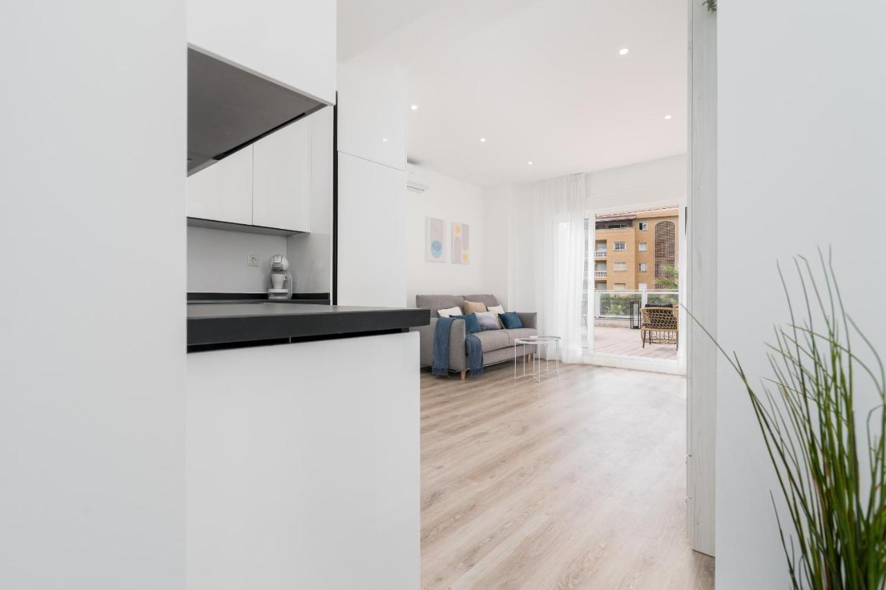 Suite Homes Hesperides Garden Beach Malaga Ngoại thất bức ảnh